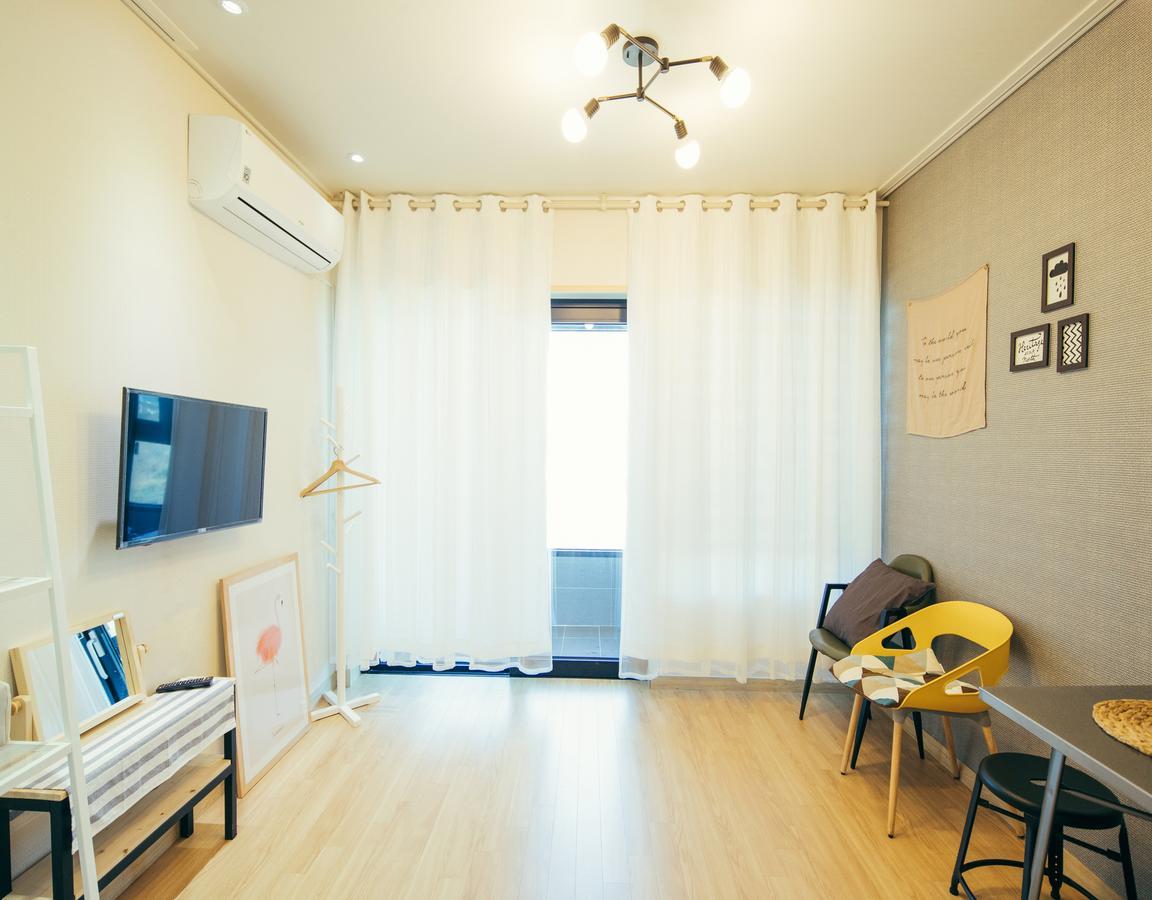 Jeju Feel Pension Exterior photo