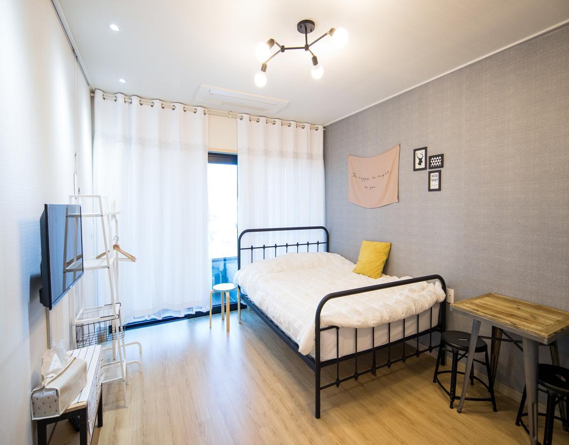 Jeju Feel Pension Exterior photo